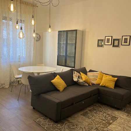 Elena'S Apartment Милан Экстерьер фото