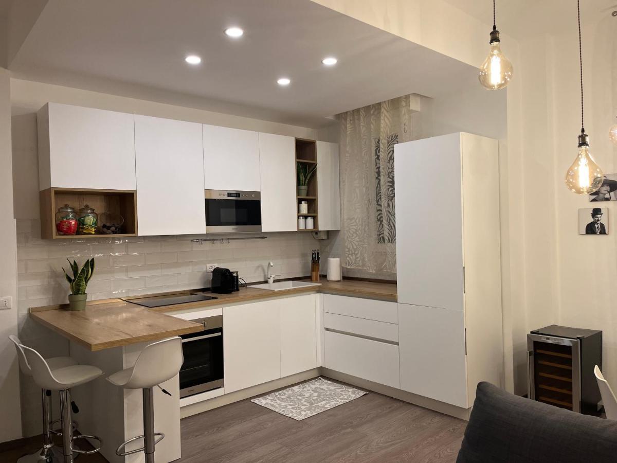 Elena'S Apartment Милан Экстерьер фото
